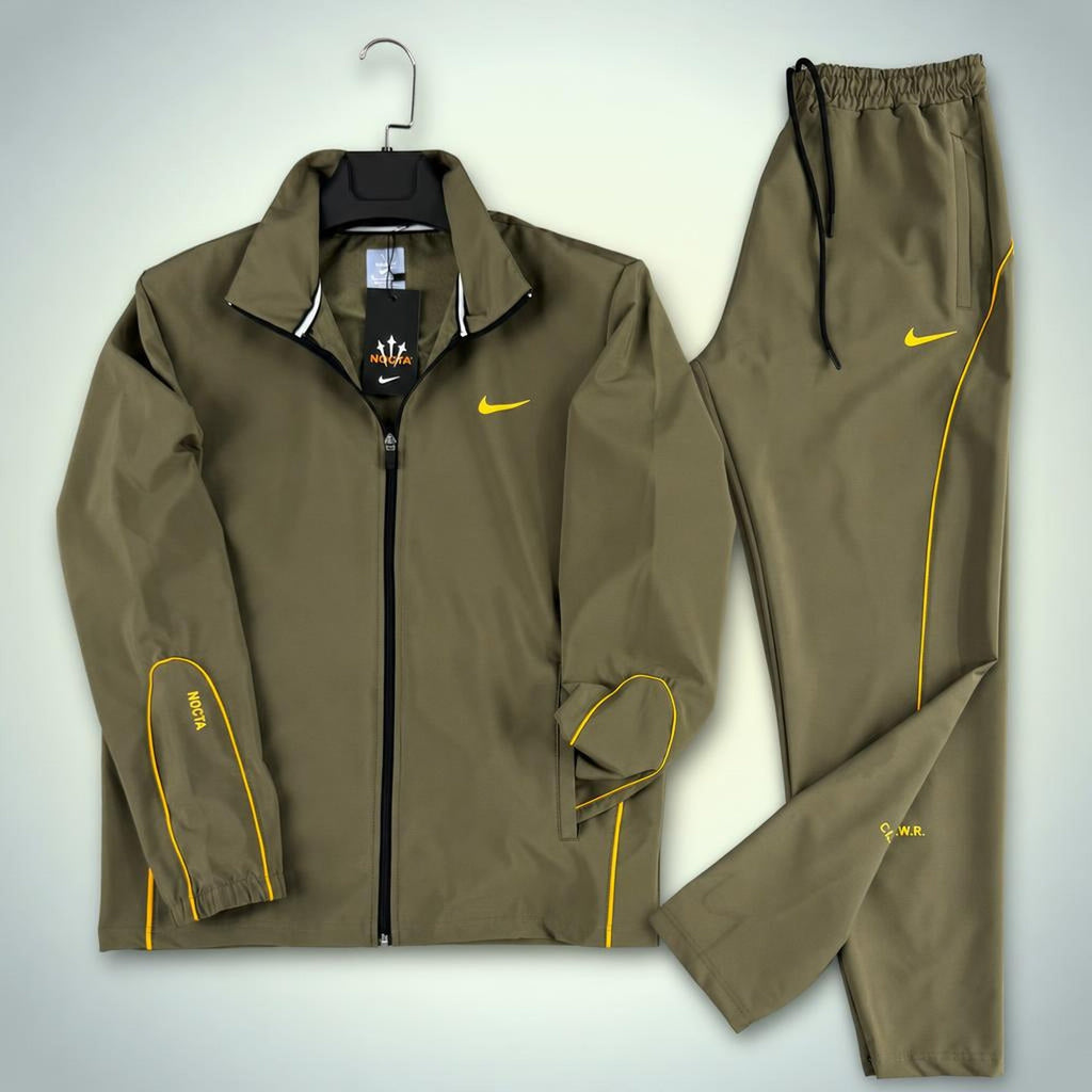 Nike Wooven Nocta ανδρικό αθλητικό σύνολο, Ελαιόχρωμο πράσινο. Premium ποιότητα
