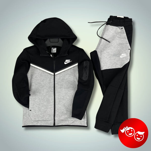 Παιδική αθλητικό σύνολο Nike Tech Fleece, μαύρο-ασημί. Premium ποιότητα