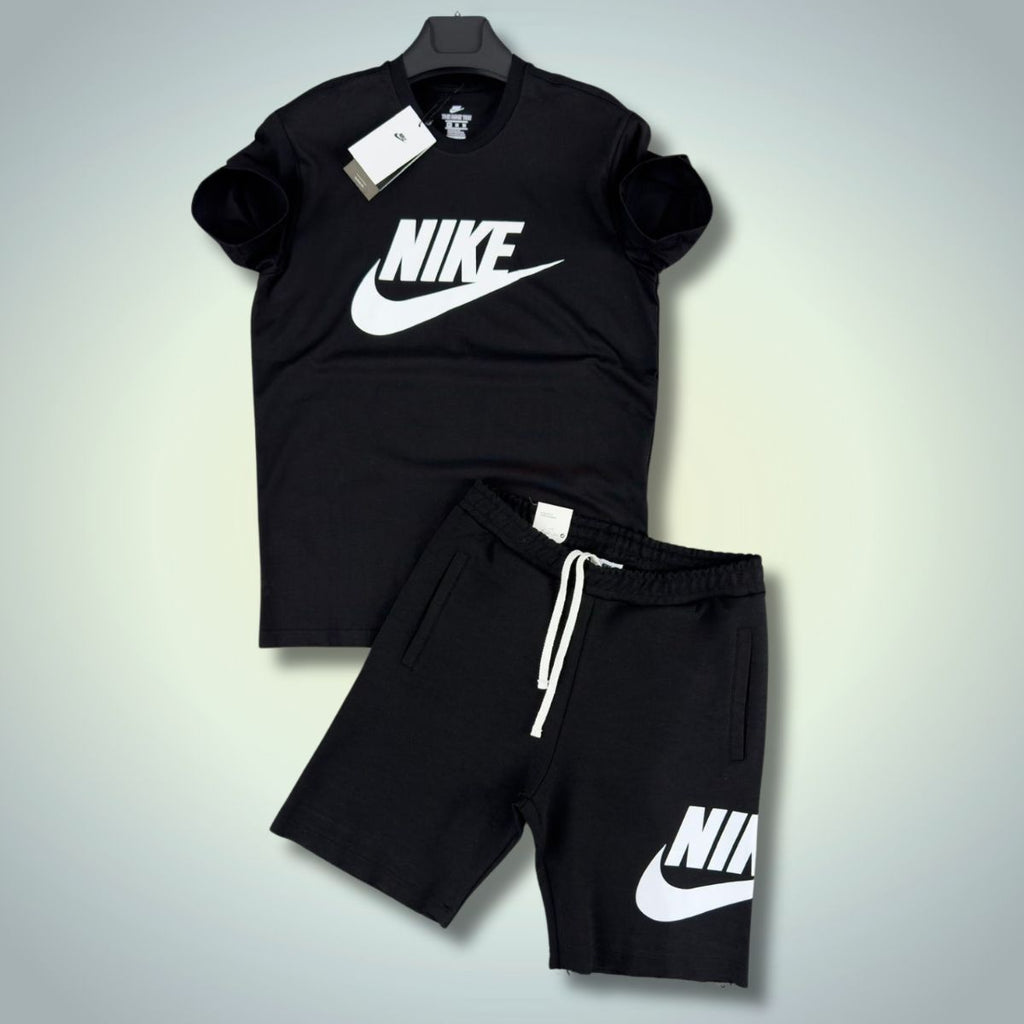 Αντρικό αθλητικό σύνολο Nike με σορτς μαύρο. Factory outlet