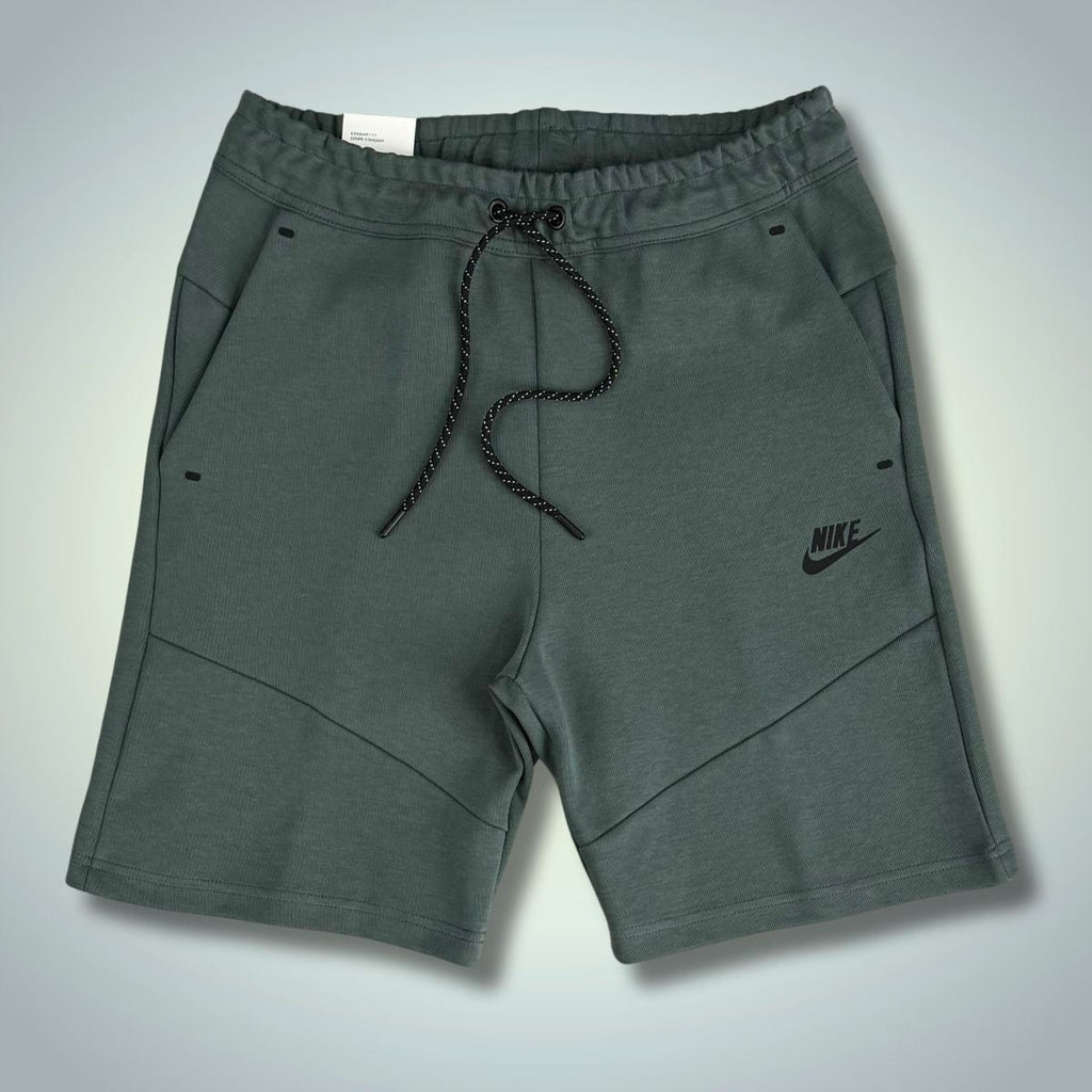 Ανδρικό αθλητικό σορτς Nike Tech Fleece, κυπαρισσί. Μοντέλο 2024. Premium ποιότητα