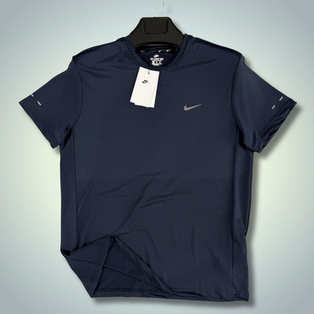 Ανδρική αθλητική σκούρο μπλε μπλούζα Nike. Premium ποιότητα