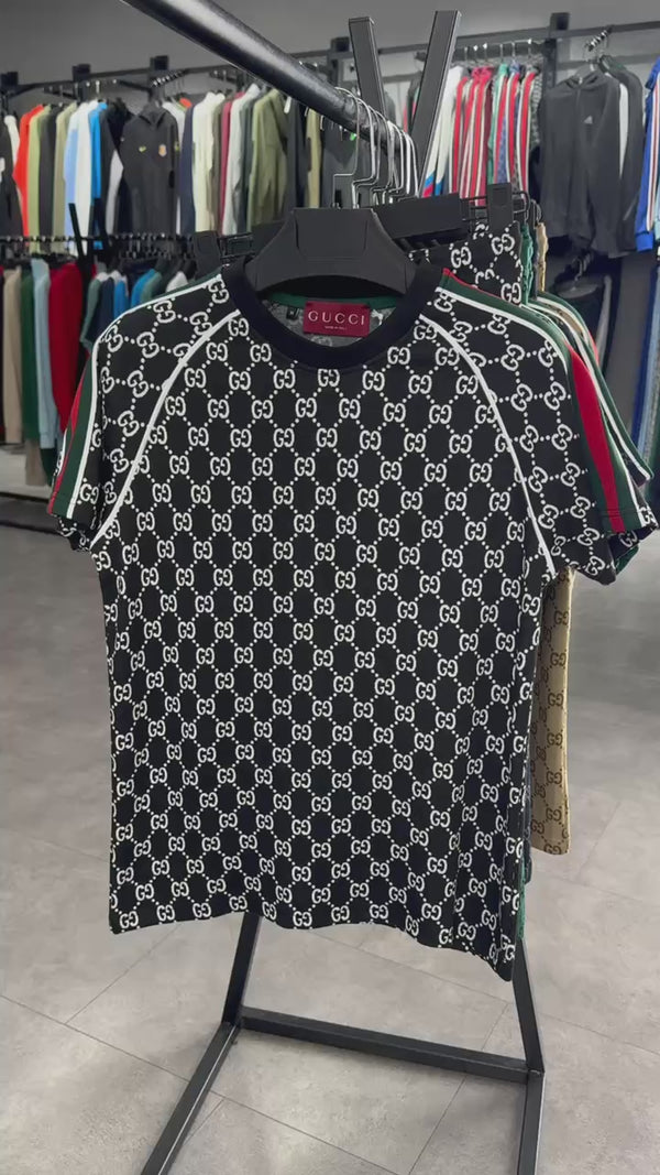 Αθλητικό σετ με κοντό παντελόνι Gucci, μπεζ. Premium ποιότητα