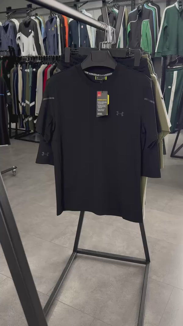 Αθλητικό σετ με κοντό παντελόνι Under Armour, σκούρο γκρι. Premium ποιότητα