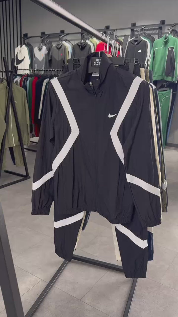 Αθλητικό αντιανεμικό σετ Nike, εκρού. Premium ποιότητα