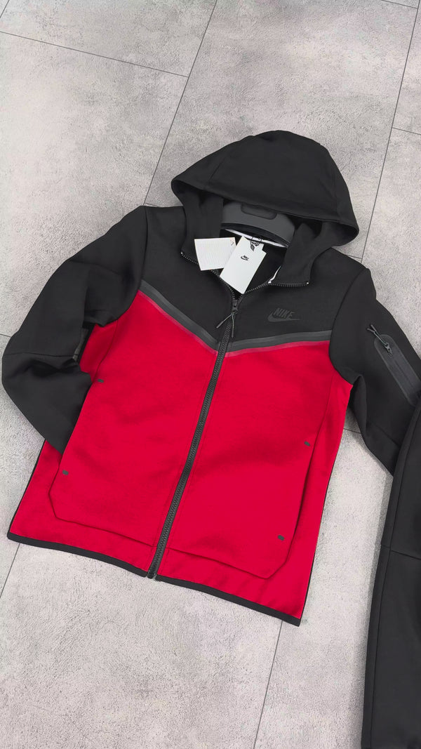 Παιδική φόρμα Nike Tech Fleece, μαύρο – κόκκινο, Model 2024. Premium ποιότητα