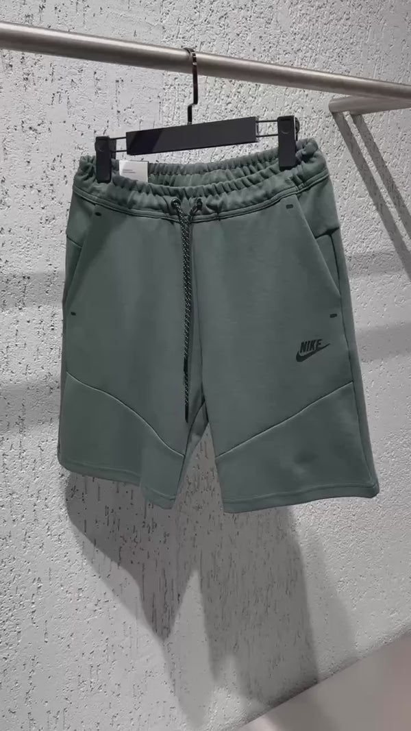 Ανδρικό αθλητικό σορτς Nike Tech Fleece, γραφίτης. Μοντέλο 2024. Premium ποιότητα