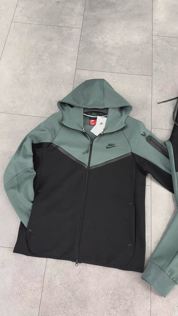 Ανδρική φόρμα Nike Tech Fleece, φασκόμηλο πράσινο – μαύρο, Model 2024. Premium ποιότητα