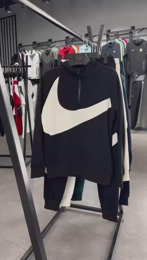 Ανδρική αθλητική φόρμα Nike, με μεγάλο λογότυπο, λευκή. Premium ποιότητα
